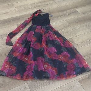 Eliza J Black + Pink Floral Maxi Dress. Size 4. Like new condition. Hoco & Prom!